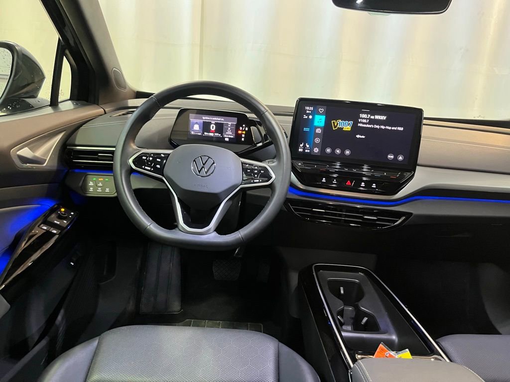 Used 2023 Volkswagen ID.4 Pro S Plus image 17