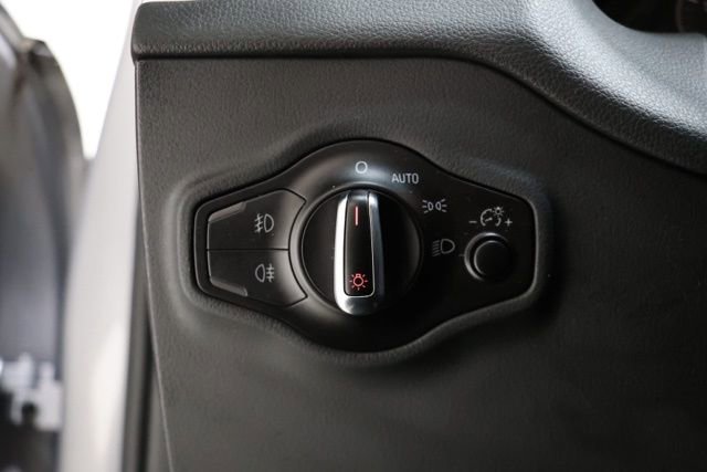 Used 2016 Audi Q5 3.0T Premium Plus w/ Technology Package AWD/4WD image 21