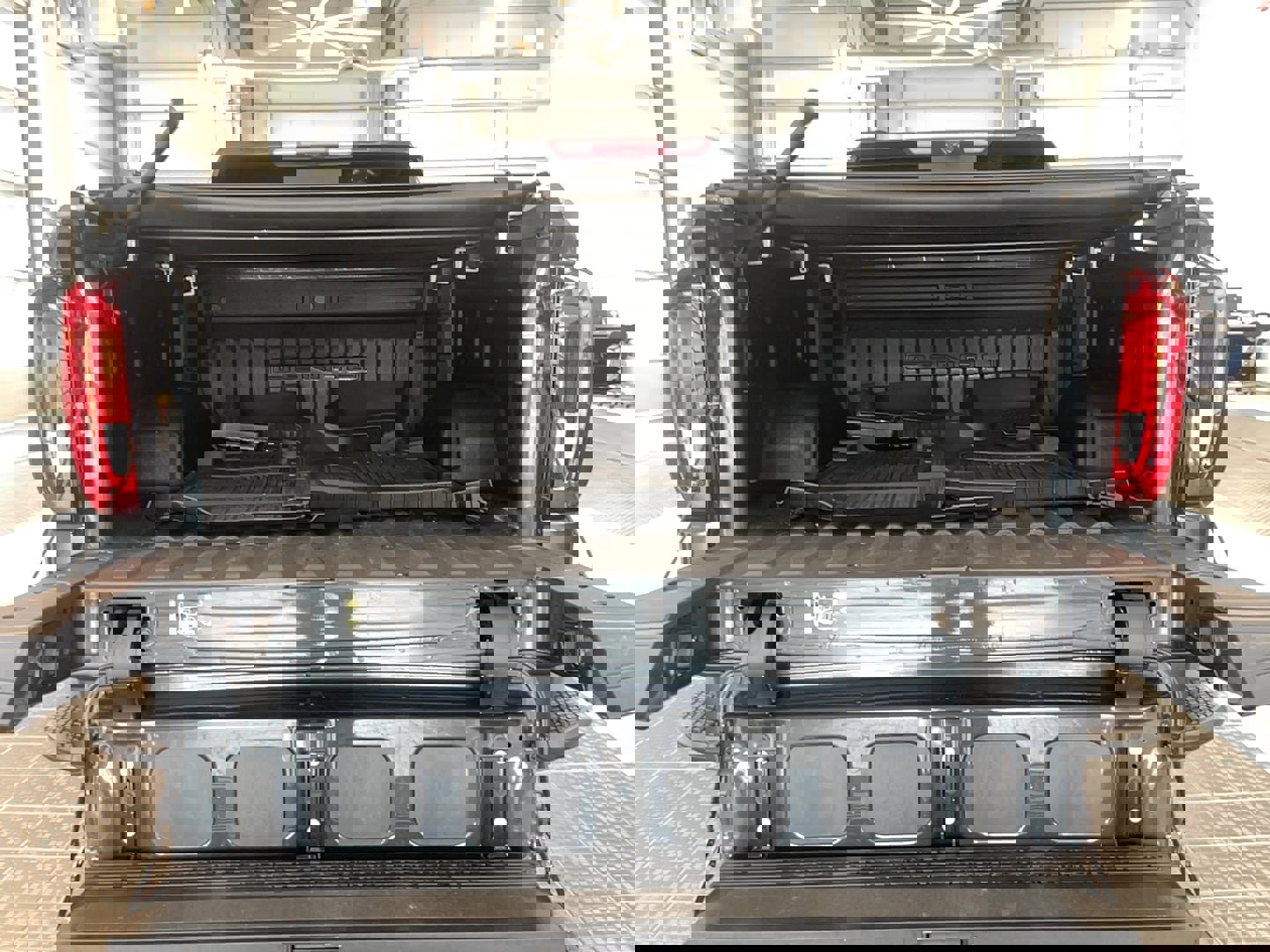 Used 2022 GMC Sierra 1500 Denali w/ Denali Reserve Package image 7