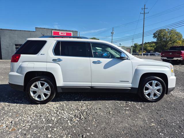 Used 2016 GMC Terrain SLT image 1