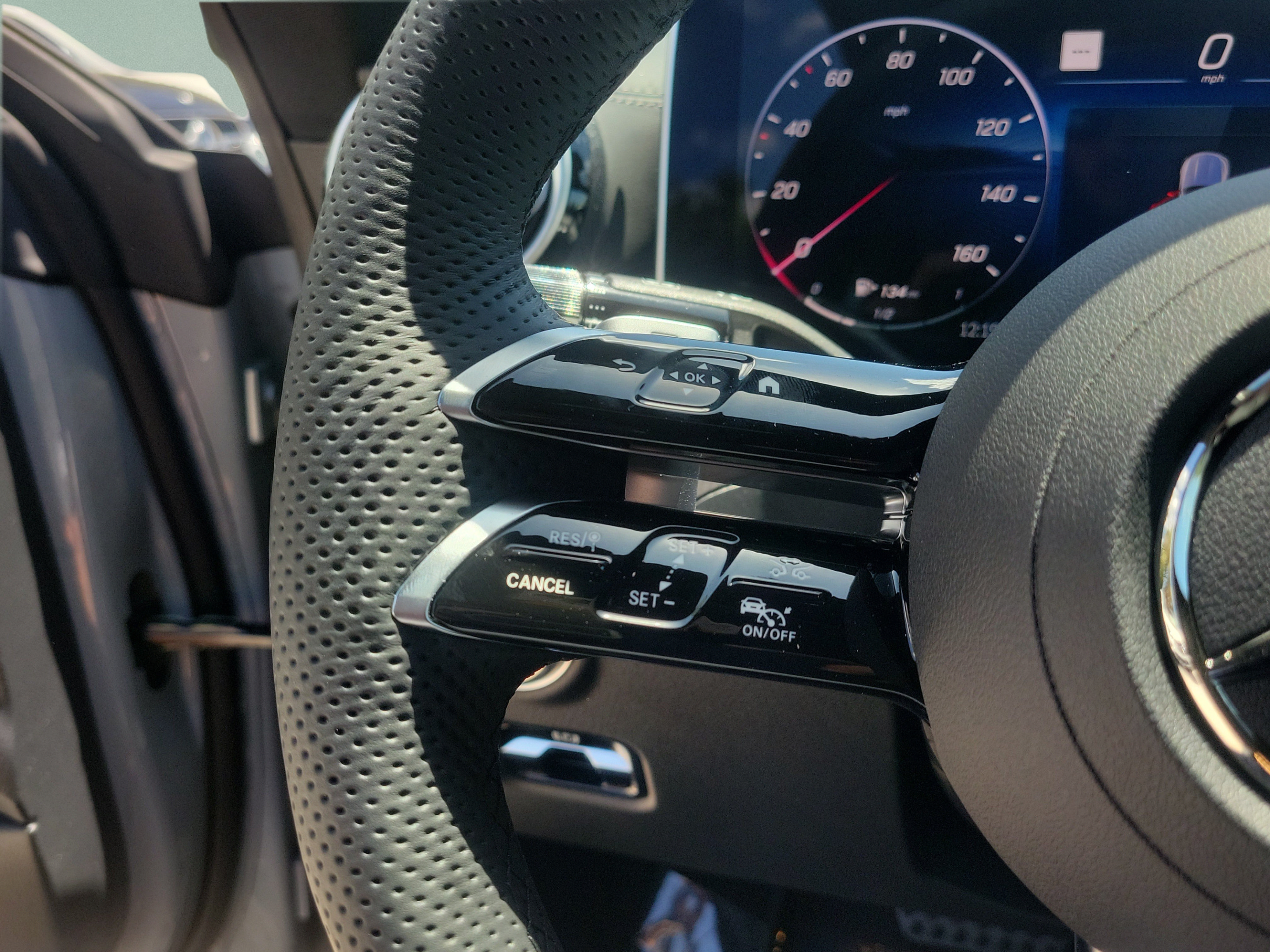 New 2026 Mercedes-Benz CLE 450 4MATIC Coupe image 19
