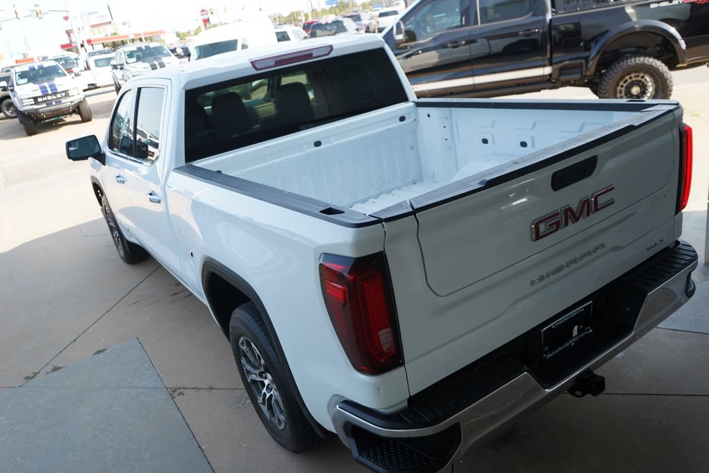 Used 2025 GMC Sierra 1500 SLT RWD image 12