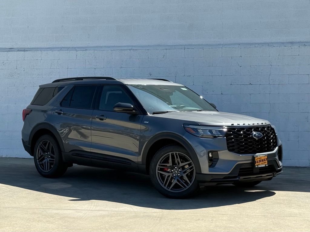 New 2026 Ford Explorer ST-Line w/ ST-Line Street Pack RWD 360° Tour