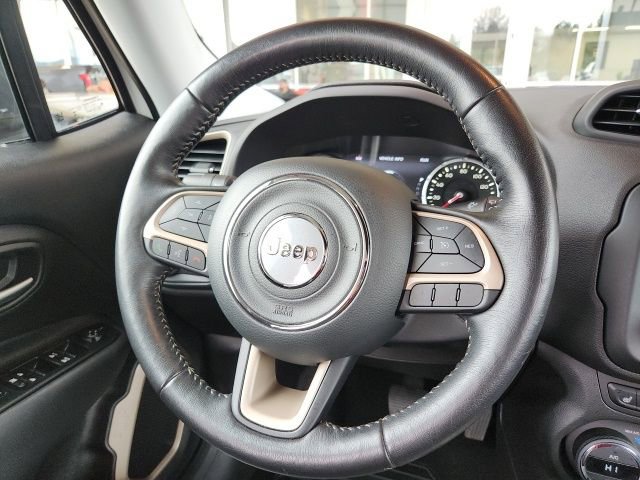 Used 2017 Jeep Renegade Trailhawk image 23