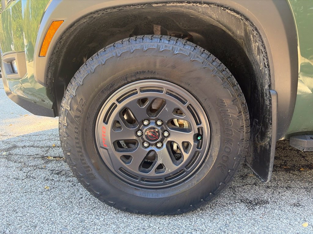 Used 2025 Nissan Frontier PRO-4X AWD/4WD image 14