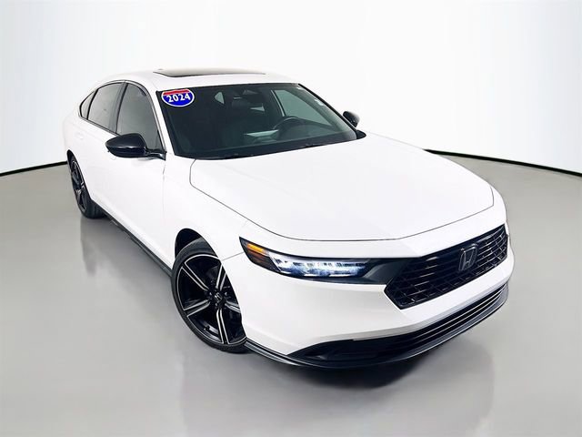 Used 2024 Honda Accord Sport image 2