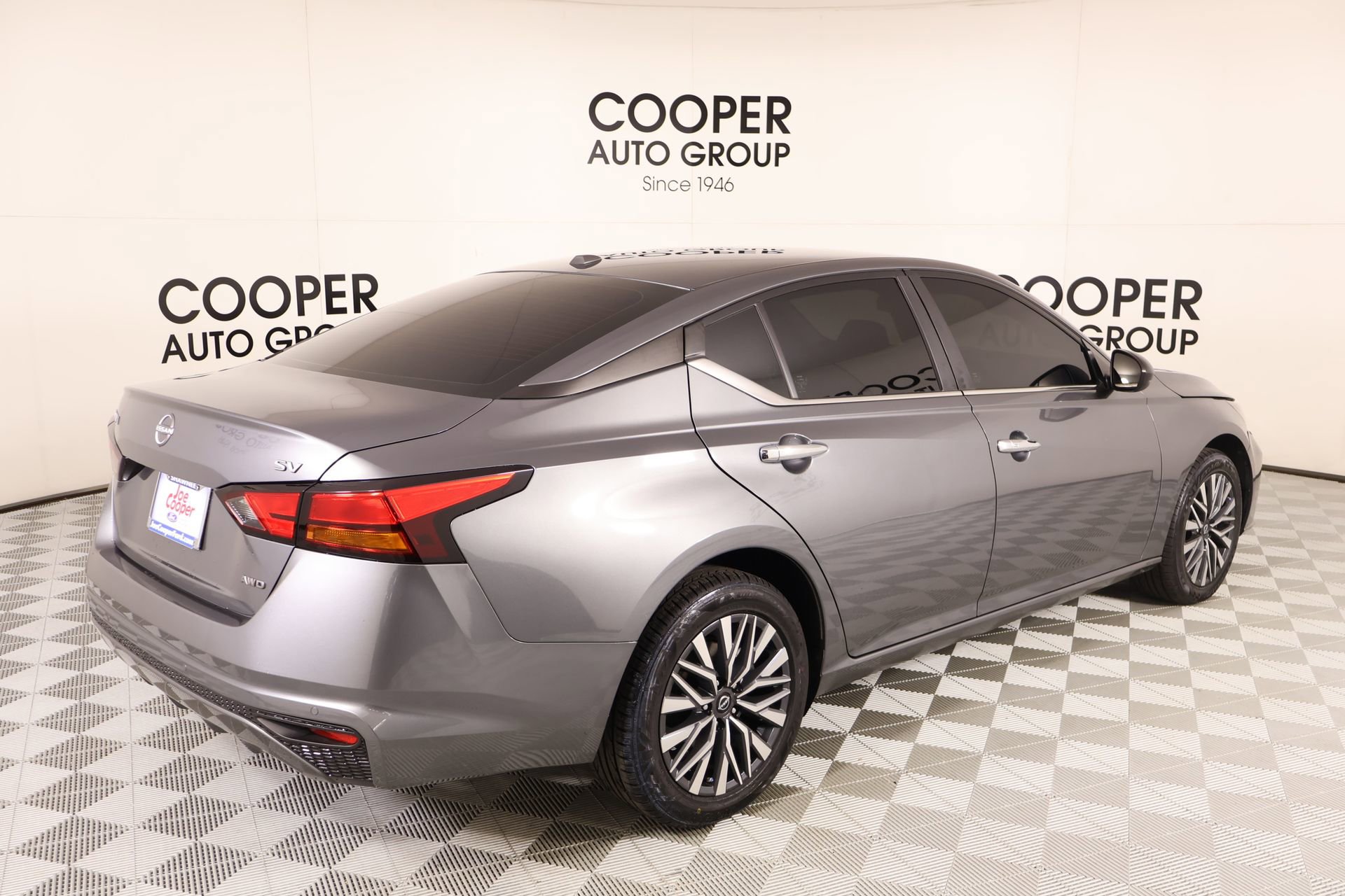 Used 2024 Nissan Altima 2.5 SV AWD/4WD image 19