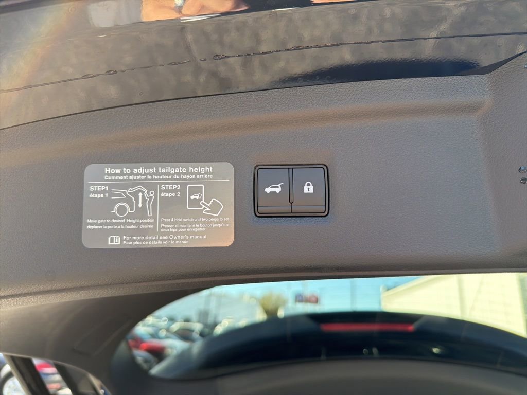 Used 2025 INFINITI QX50 Luxe image 31