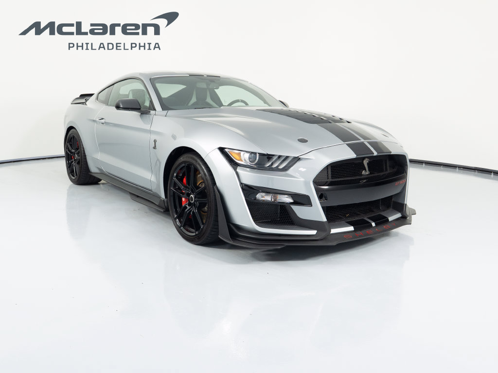 Used 2021 Ford Mustang Shelby GT500 w/ Handling Package RWD image 3