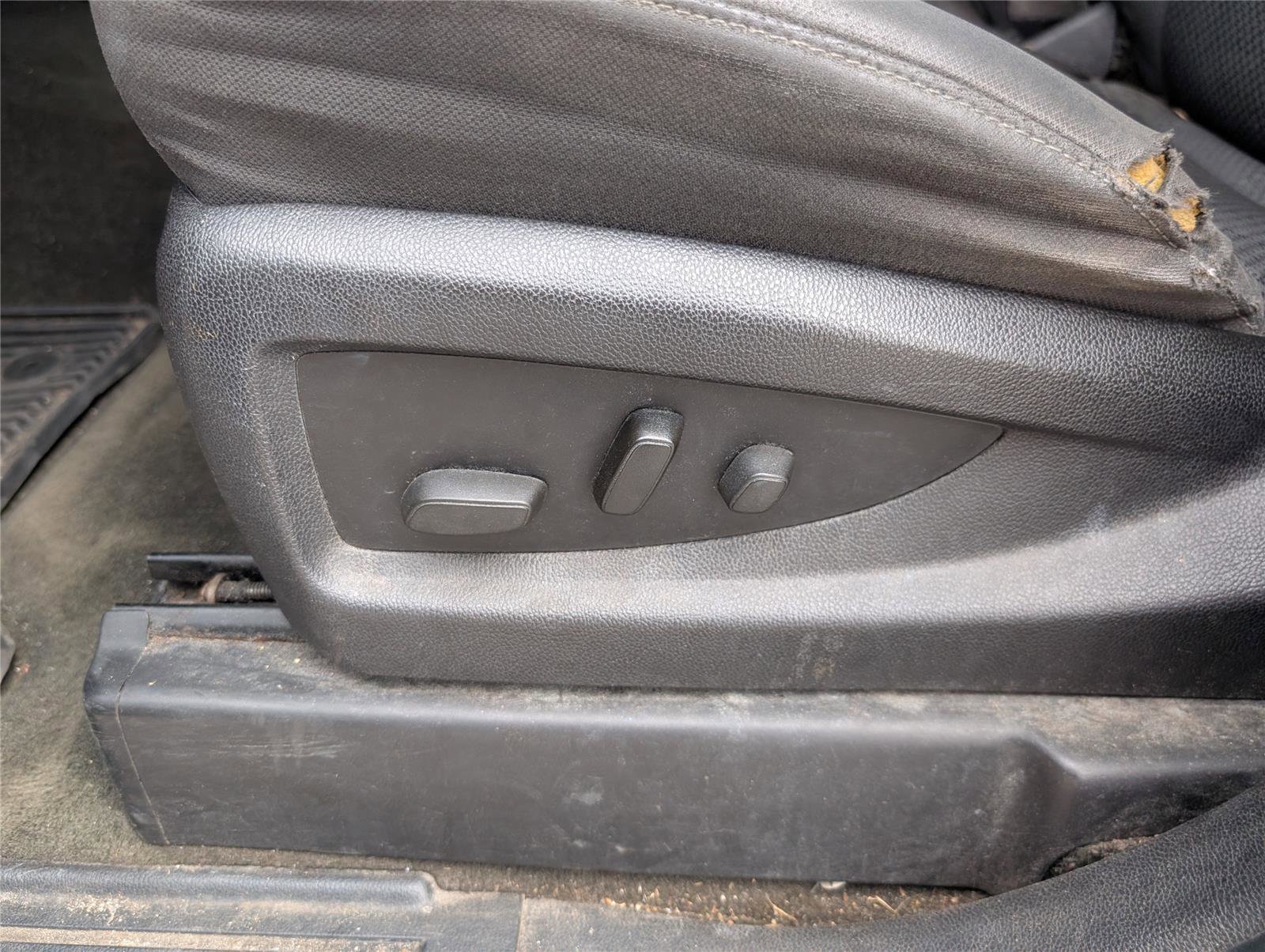 Used 2014 GMC Sierra 1500 SLE w/ SLE Value Package image 14