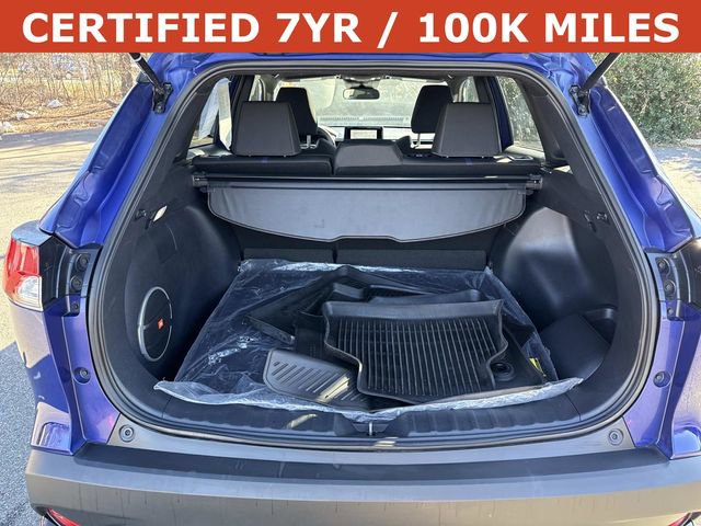 Used 2024 Toyota Corolla Cross SE w/ Moonroof Package image 12