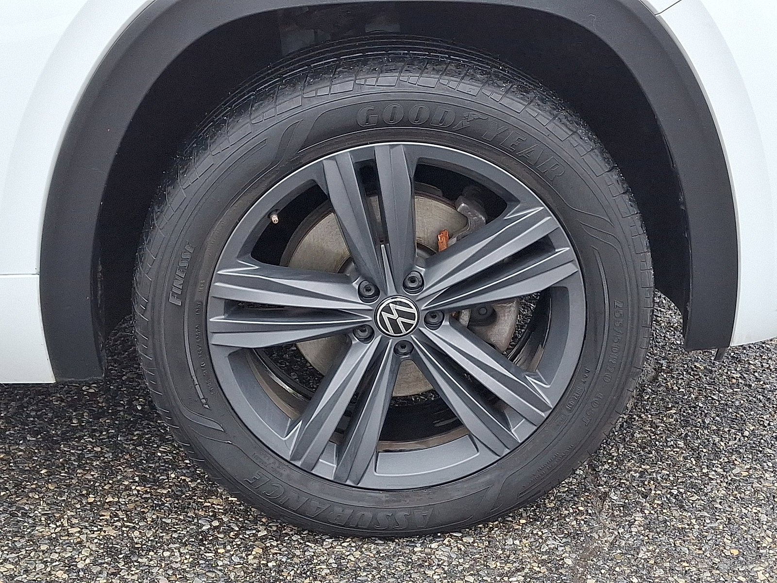 Used 2021 Volkswagen Atlas SE w/ Panoramic Sunroof Package image 8