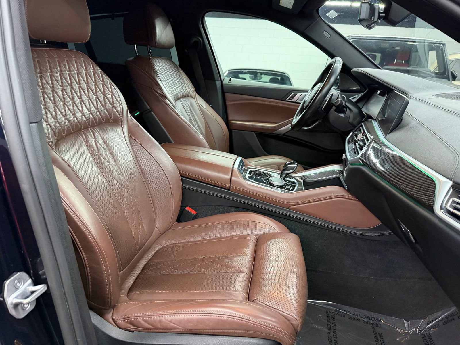 Used 2021 BMW X6 M50i image 23