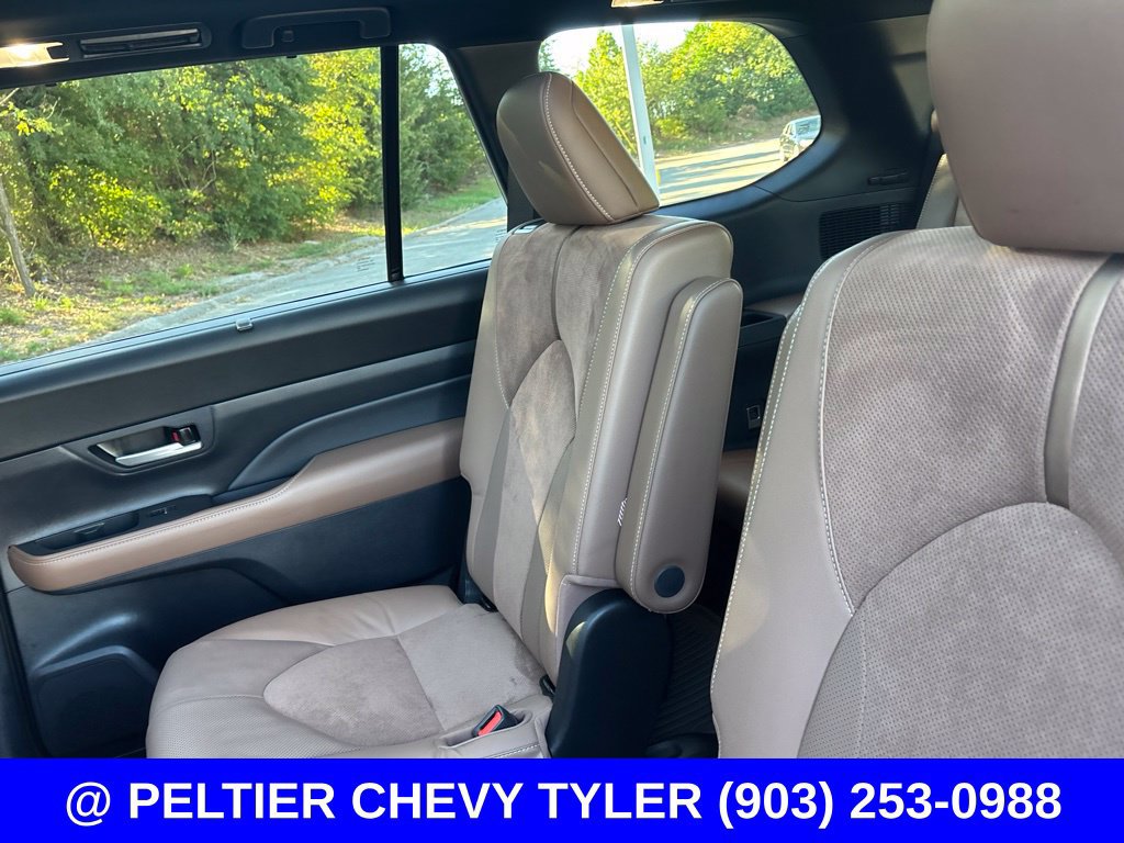 Used 2026 Toyota Grand Highlander AWD Hybrid image 21
