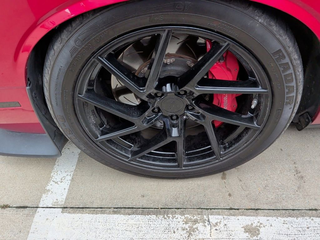 Used 2016 Dodge Challenger SRT Hellcat image 9