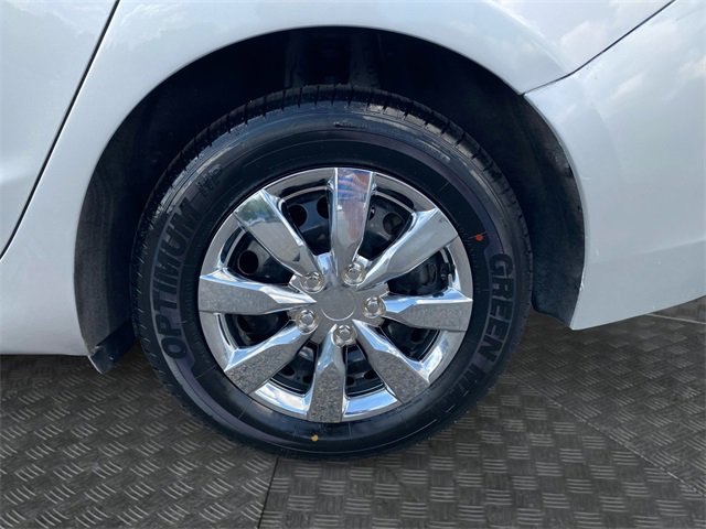 Used 2019 Chevrolet Cruze LS image 30