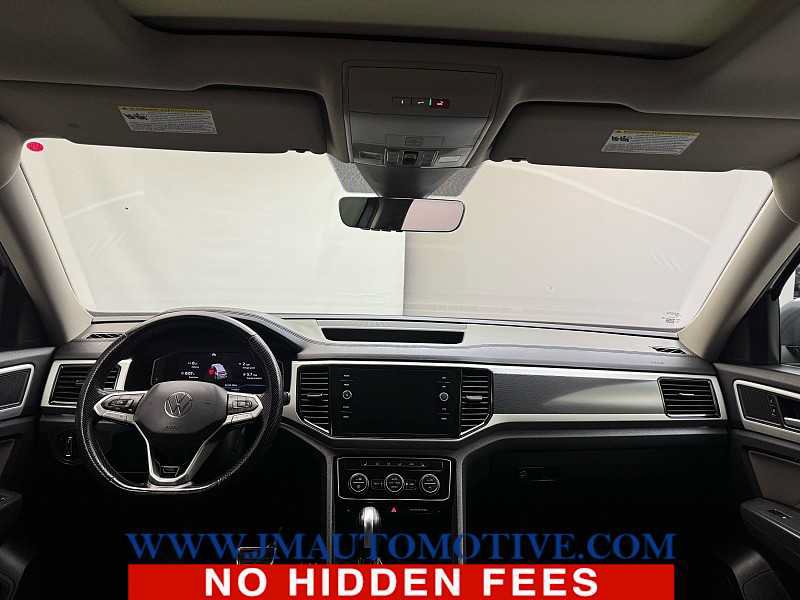 Used 2022 Volkswagen Atlas SEL R-Line AWD/4WD image 12