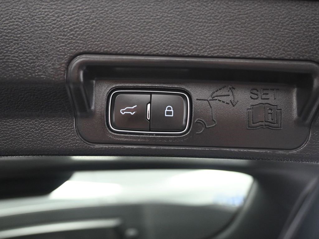 Used 2022 Ford Explorer ST w/ Equipment Group 401A image 39