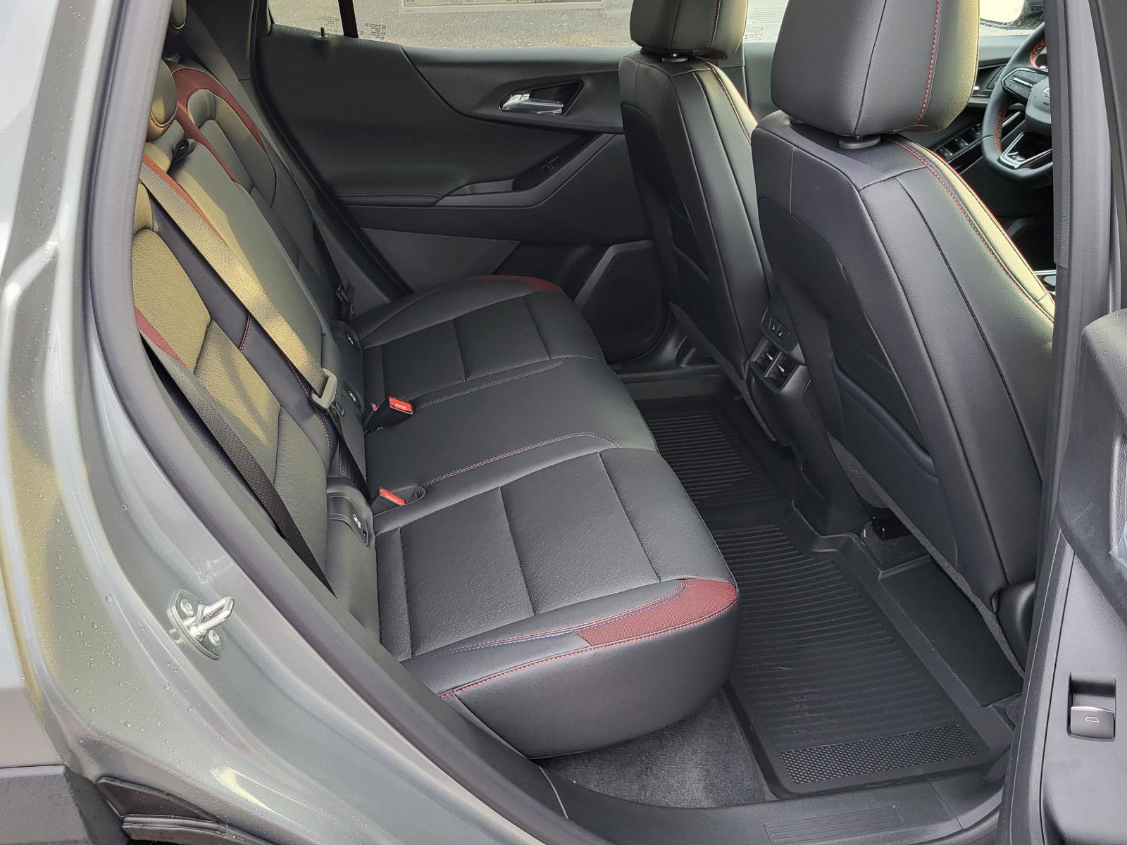 New 2026 Chevrolet Equinox RS image 11