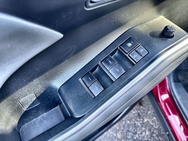 Used 2023 Toyota Highlander XLE image 22