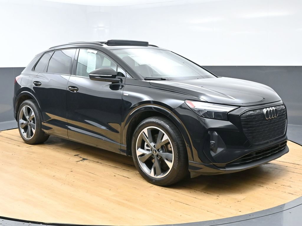Used 2024 Audi Q4 e-tron Premium Plus w/ Premium Plus image 4