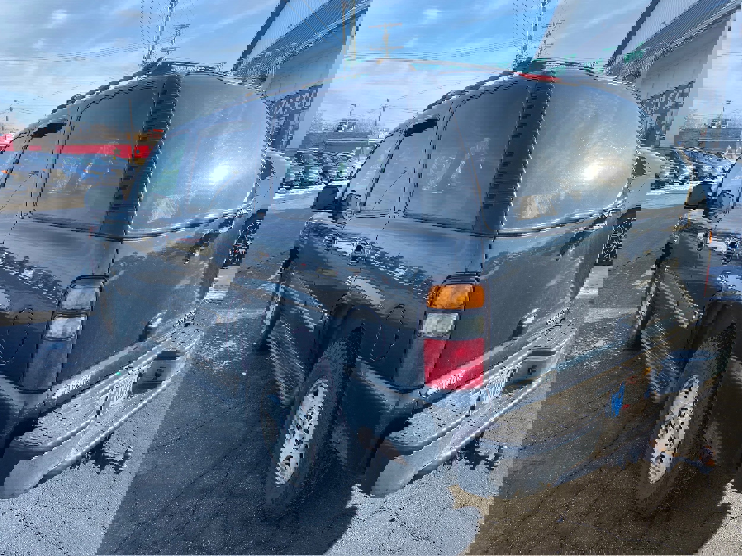 Used 2005 Chevrolet Tahoe LT w/ LT Preferred Equipment Group image 7