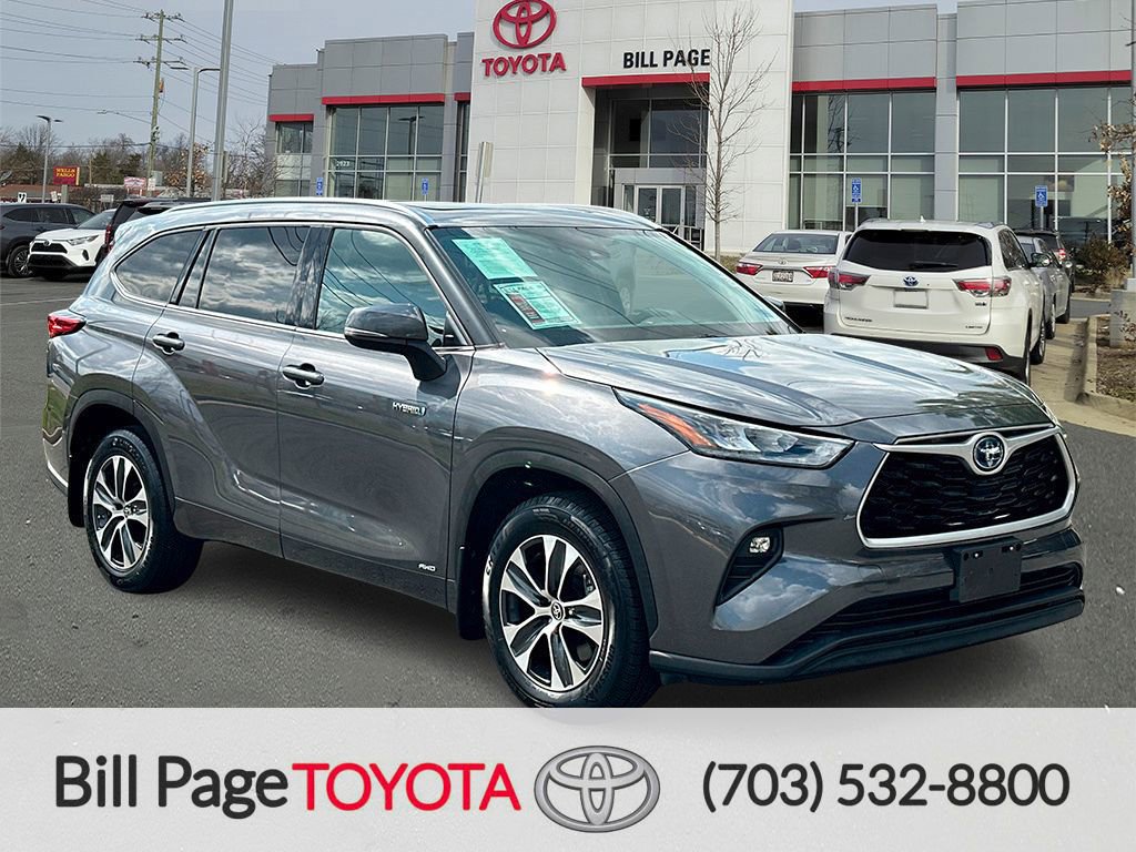 Used 2020 Toyota Highlander XLE image 1