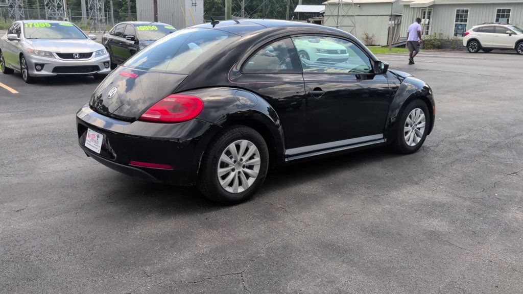 Used 2014 Volkswagen Beetle 2.5 FWD image 8