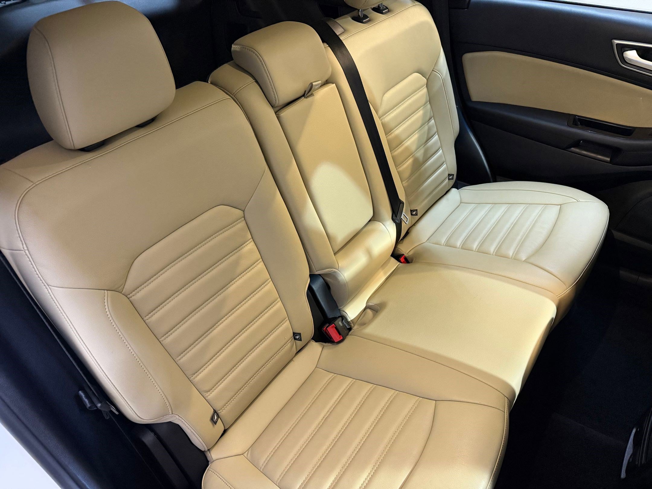 Used 2015 Ford Edge SEL w/ Equipment Group 201A image 40