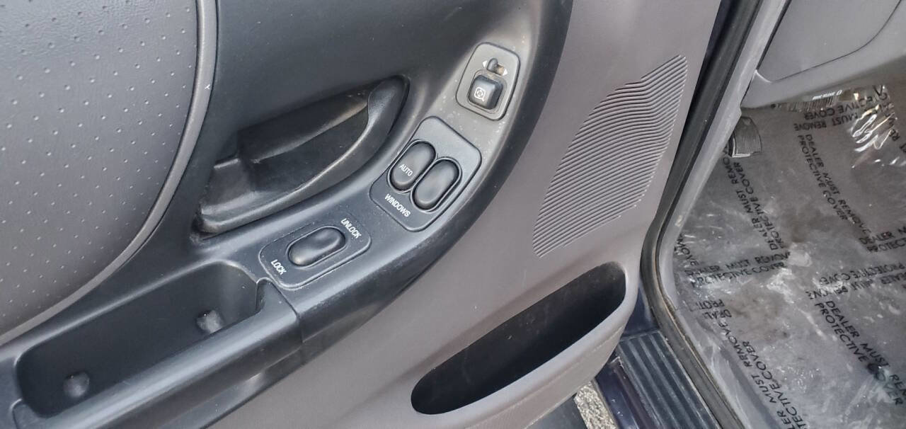 Used 2002 Ford Ranger FX4 image 25