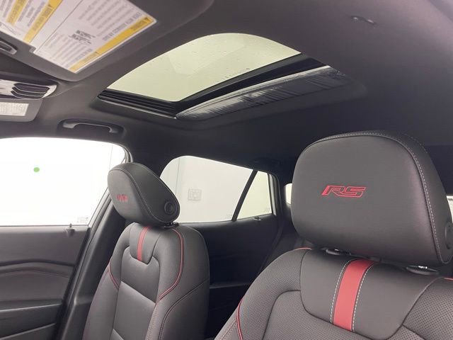 New 2026 Chevrolet Trax RS w/ Sunroof Package image 7