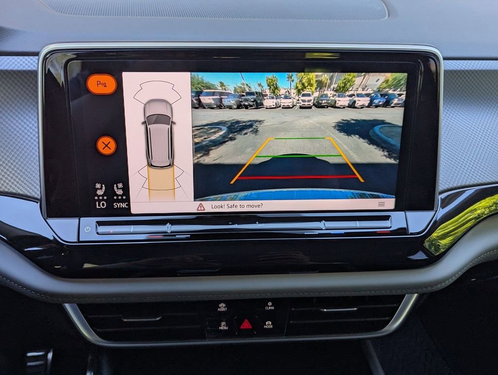New 2026 Volkswagen Atlas Peak Edition image 12