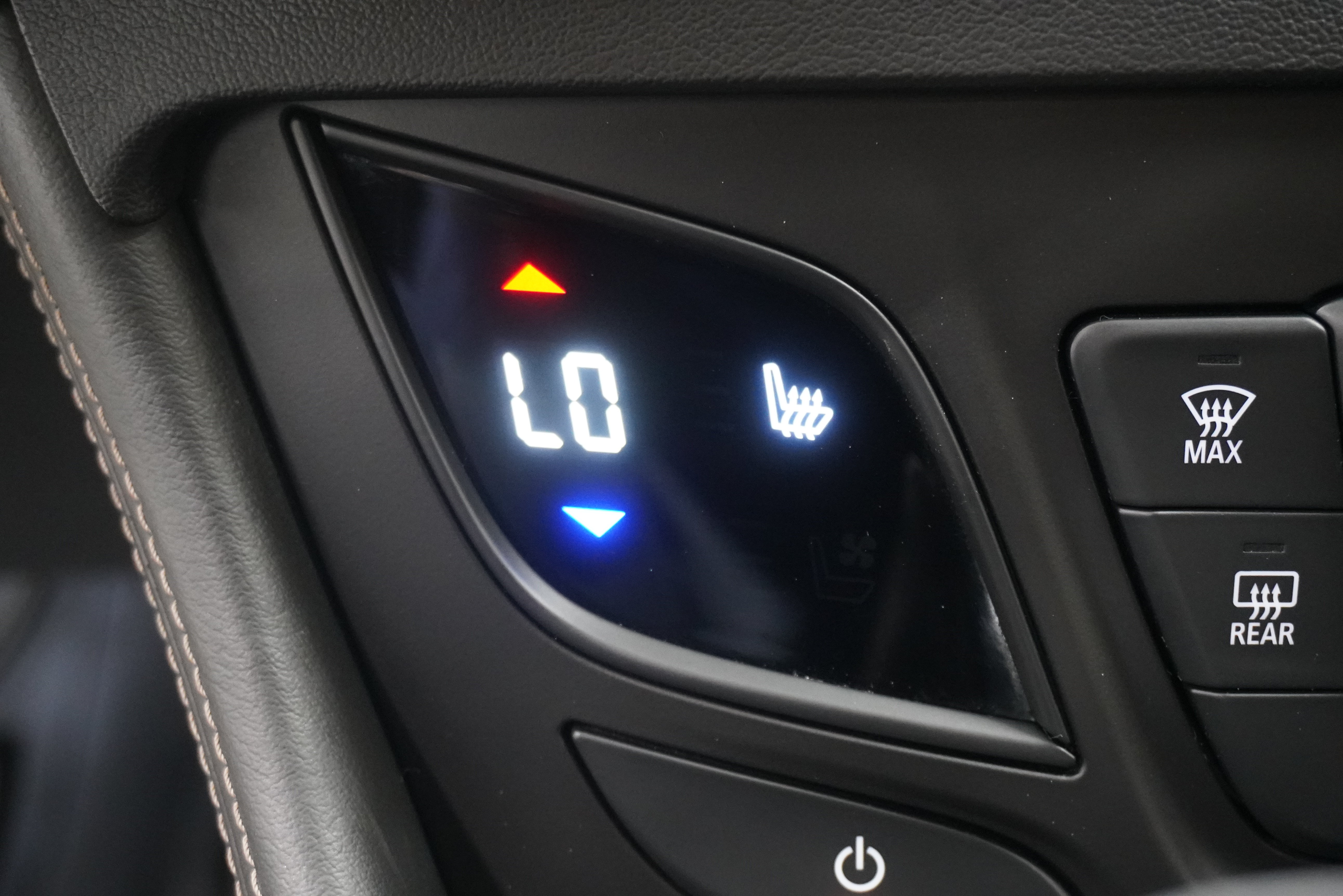 Used 2017 Buick Envision Essence FWD image 22