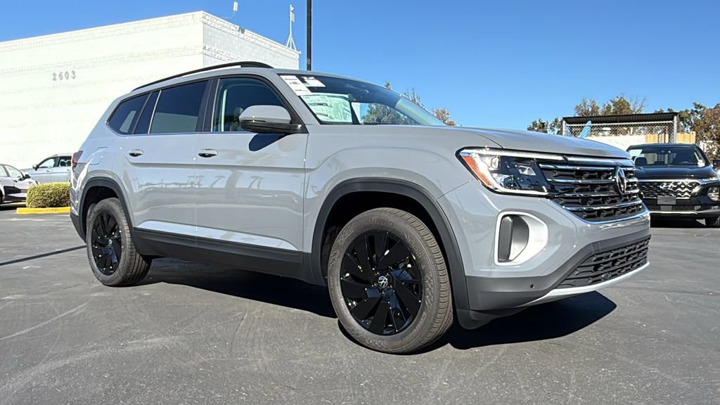 New 2026 Volkswagen Atlas SE