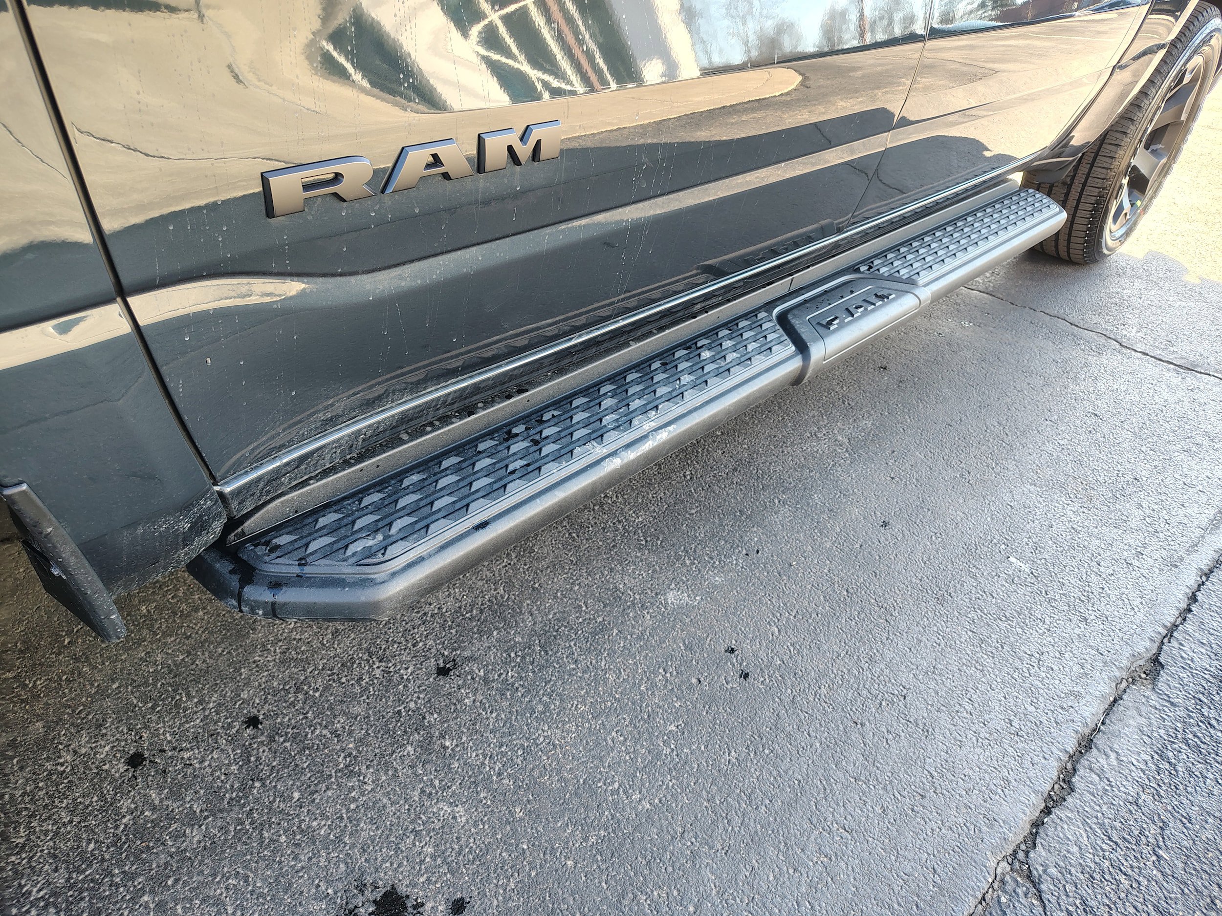 New 2026 RAM 1500 Express AWD/4WD image 4