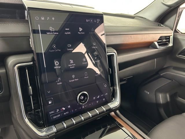 Used 2025 GMC Yukon XL Denali w/ Denali Reserve Package image 26