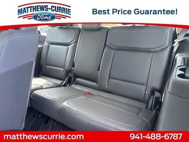 New 2026 Ford Expedition Active image 12