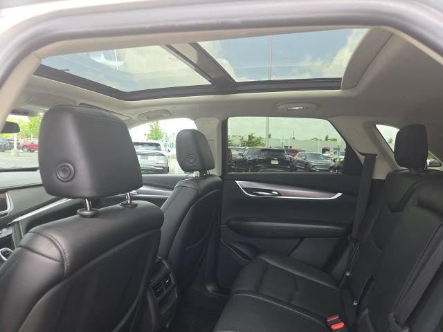 Used 2019 Cadillac XT5 Luxury FWD image 6