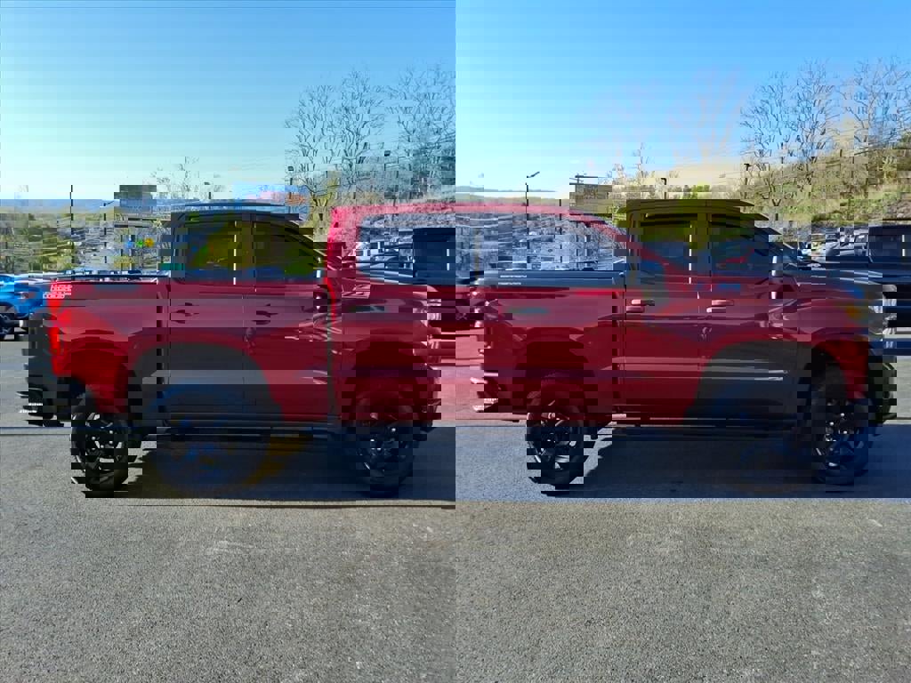 Used 2019 Chevrolet Silverado 1500 Custom Trail Boss w/ Custom Convenience Package AWD/4WD image 8