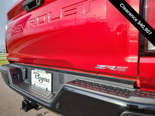 Used 2024 Chevrolet Colorado ZR2 w/ Technology Package image 12