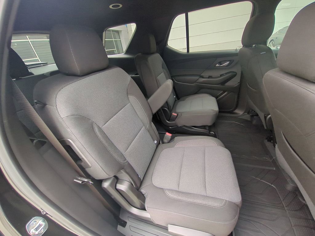 Used 2024 Chevrolet Traverse LT FWD image 33
