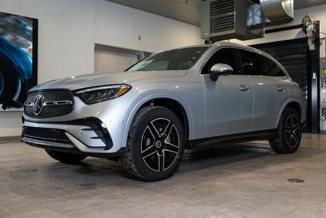 New 2026 Mercedes-Benz GLC 300 4MATIC image 3
