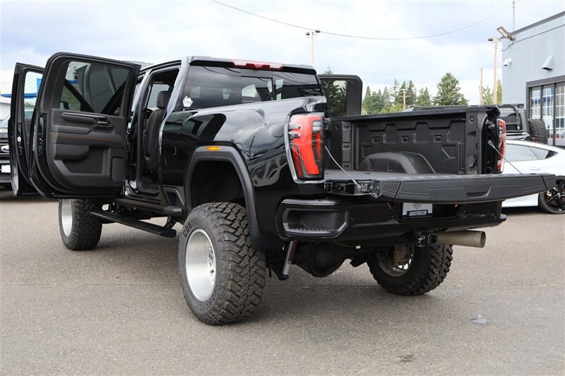 Used 2025 GMC Sierra 3500 AT4 w/ AT4 Premium Plus Package AWD/4WD image 41