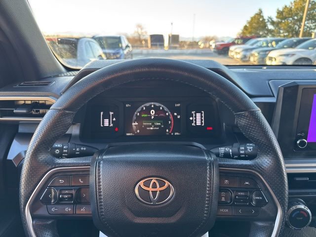 Used 2025 Toyota 4Runner SR5 image 18