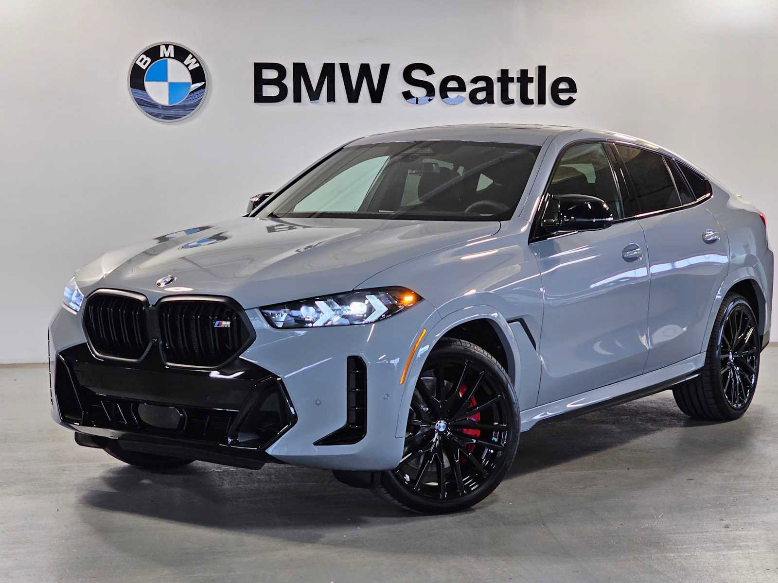 New 2026 BMW X6 M60i