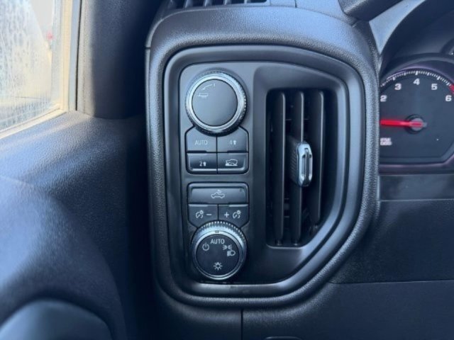 Used 2021 GMC Sierra 1500 4x4 Crew Cab w/ Trailering Package image 22
