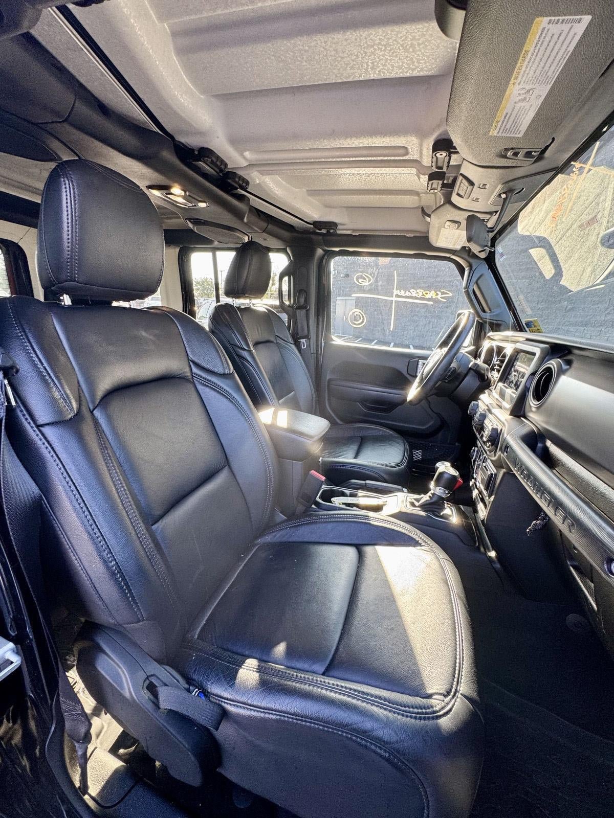 Used 2022 Jeep Wrangler Unlimited Sport AWD/4WD image 17