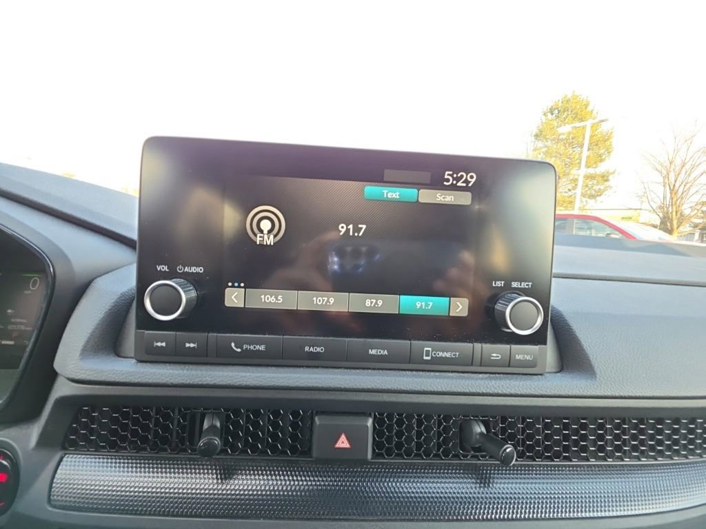 Used 2023 Honda CR-V LX image 15