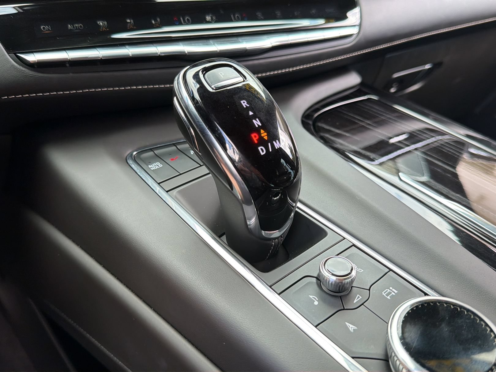 Certified 2023 Cadillac Escalade V AWD/4WD image 28
