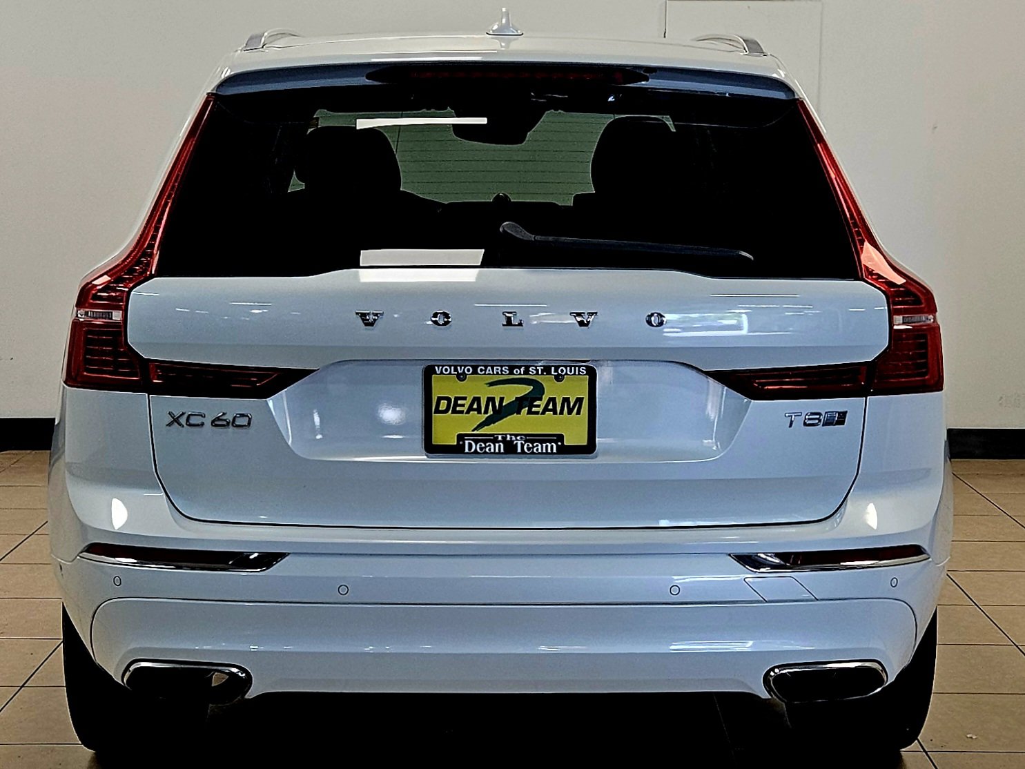 Used 2019 Volvo XC60 T8 Inscription w/ Advanced Package AWD/4WD image 7